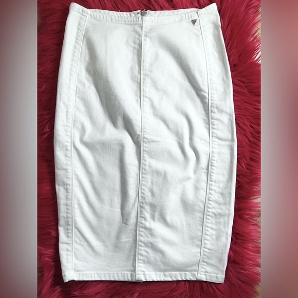 Guess pencil skirt - Picture 1 of 6
